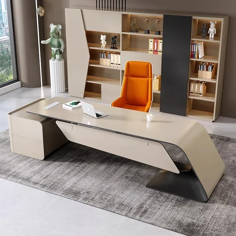 Nowoczesne wyposażenie biurka  – Desk Setup Small recenzja i cena