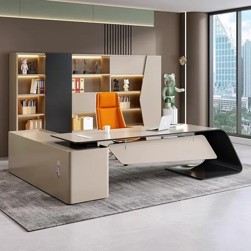 Nowoczesne wyposażenie biurka  – Desk Setup Small recenzja i cena